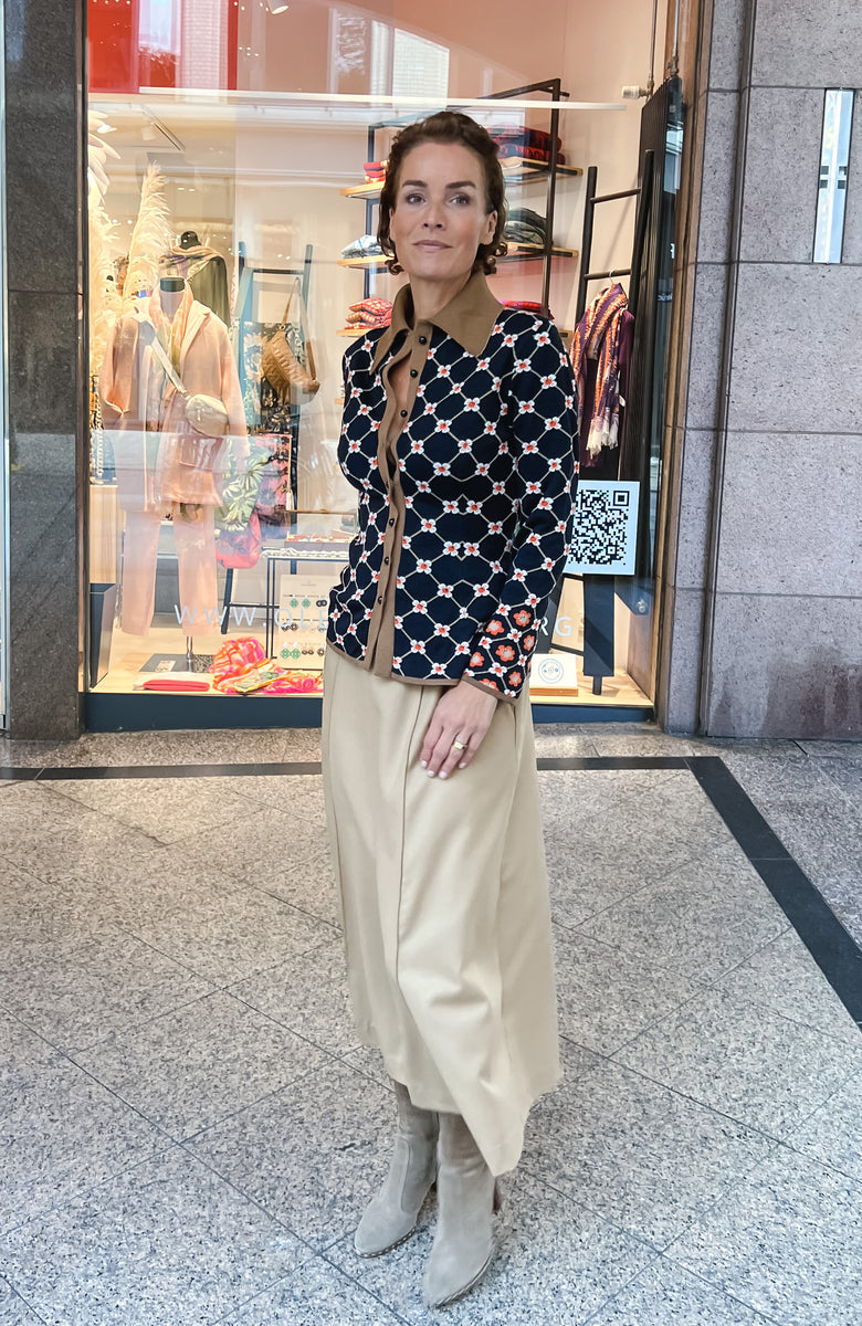 Hosen und Röcke OLEANA NORDIC FASHION