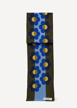 Laden Sie das Bild in den Galerie-Viewer, Neu! Oleana Risograph Schal in Oliv und Blautöne mit Akzenten in Gelb