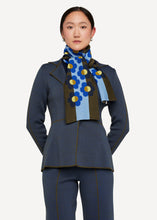 Laden Sie das Bild in den Galerie-Viewer, Neu! Oleana Risograph Schal in Oliv und Blautöne mit Akzenten in Gelb