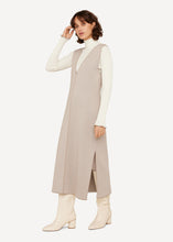 Laden Sie das Bild in den Galerie-Viewer, Neu HW24! Kleid Twilly in der Farbe Pebble - Beige