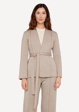 Laden Sie das Bild in den Galerie-Viewer, Neu! Wickeljacke Twilly in der Farbe Pebble -Beige