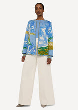 Laden Sie das Bild in den Galerie-Viewer, OLEANA x EDDA - Jacke Johanne in Light blue