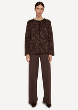 Laden Sie das Bild in den Galerie-Viewer, OLEANA Rosemaling Cardigan Grounded