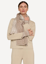 Laden Sie das Bild in den Galerie-Viewer, OLEANA Schal Tapestry in der Farbe Pale umber