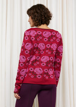 Laden Sie das Bild in den Galerie-Viewer, HW24 - Oleana Cardigan Hildegunn in Rot und Pink