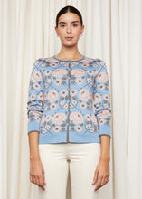 Laden Sie das Bild in den Galerie-Viewer, Oleana Cardigan Hildegunn in Hellblau mit Rosé