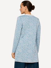 Laden Sie das Bild in den Galerie-Viewer, Oleana Heritage Cardigan Longcardigan Signe in Hellblau