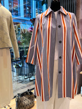 Laden Sie das Bild in den Galerie-Viewer, Kurzmantel von NIU mit Streifen