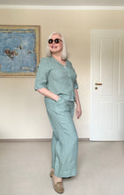 Laden Sie das Bild in den Galerie-Viewer, BACKSTAGE Leinenhose Jaqueline in der Farbe Goccia