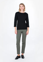 Laden Sie das Bild in den Galerie-Viewer, Pullover KÄPY von Falla Finnland