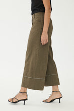 Laden Sie das Bild in den Galerie-Viewer, Culotte aus gewaschenem Leinenmix mit Kontrastdetails
