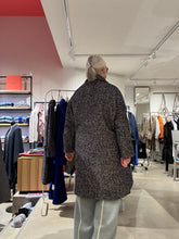 Laden Sie das Bild in den Galerie-Viewer, Wollmantel von NIU in Blau und Beige