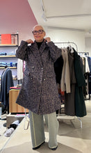 Laden Sie das Bild in den Galerie-Viewer, Wollmantel von NIU in Blau und Beige