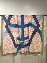 Laden Sie das Bild in den Galerie-Viewer, Friendly Hunting Supercube in Wolle und Cashmere - Design Damaskus