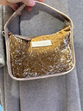 Laden Sie das Bild in den Galerie-Viewer, TIEFENBACHER LEHMANN Tasche Mini Brioche in Samt mit Gold