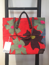 Laden Sie das Bild in den Galerie-Viewer, Épice Bag Delhi in Größe S - Farbe Rot