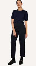Laden Sie das Bild in den Galerie-Viewer, Hose Twilly in Blau / Schwarz