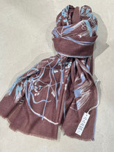 Laden Sie das Bild in den Galerie-Viewer, Épice Stole SW 2593 in der Farbe F-Chocolate
