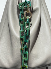 Laden Sie das Bild in den Galerie-Viewer, TIEFENBACHER LEHMANN Acrylkette Firenze flexi in der Farbe grün