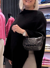 Laden Sie das Bild in den Galerie-Viewer, TIEFENBACHER LEHMANN Tasche Brioche Mini Schwarz mit Nieten