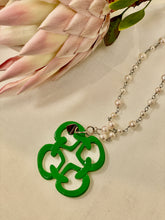 Laden Sie das Bild in den Galerie-Viewer, NEU! YULYAFFAIRS Kette Rebekka Nizza in Grün