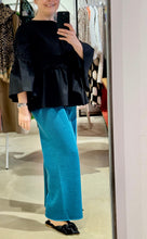 Laden Sie das Bild in den Galerie-Viewer, Bluse Juliette von ARMARGENTUM in Schwarz