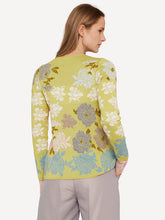 Laden Sie das Bild in den Galerie-Viewer, Oleana Peonies Cardigan in Gelbgrün