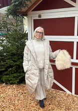 Laden Sie das Bild in den Galerie-Viewer, Mantel Amba von Anette Görtz