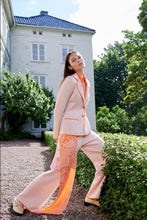 Laden Sie das Bild in den Galerie-Viewer, Highlighter Blazerjacke in der Farbe Tangerine