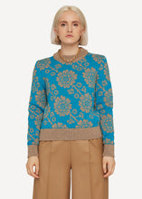 Laden Sie das Bild in den Galerie-Viewer, Oleana Spinning Jenny Pullover in der Farbe Verdigris 616B
