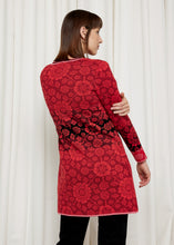 Laden Sie das Bild in den Galerie-Viewer, Oleana Long Cardigan Marit in Rot