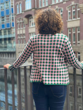 Laden Sie das Bild in den Galerie-Viewer, Oleana Pattern Paper Cardigan in Peach fizz