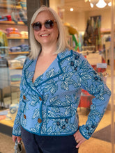 Laden Sie das Bild in den Galerie-Viewer, Oleana Sketchbook Jacket