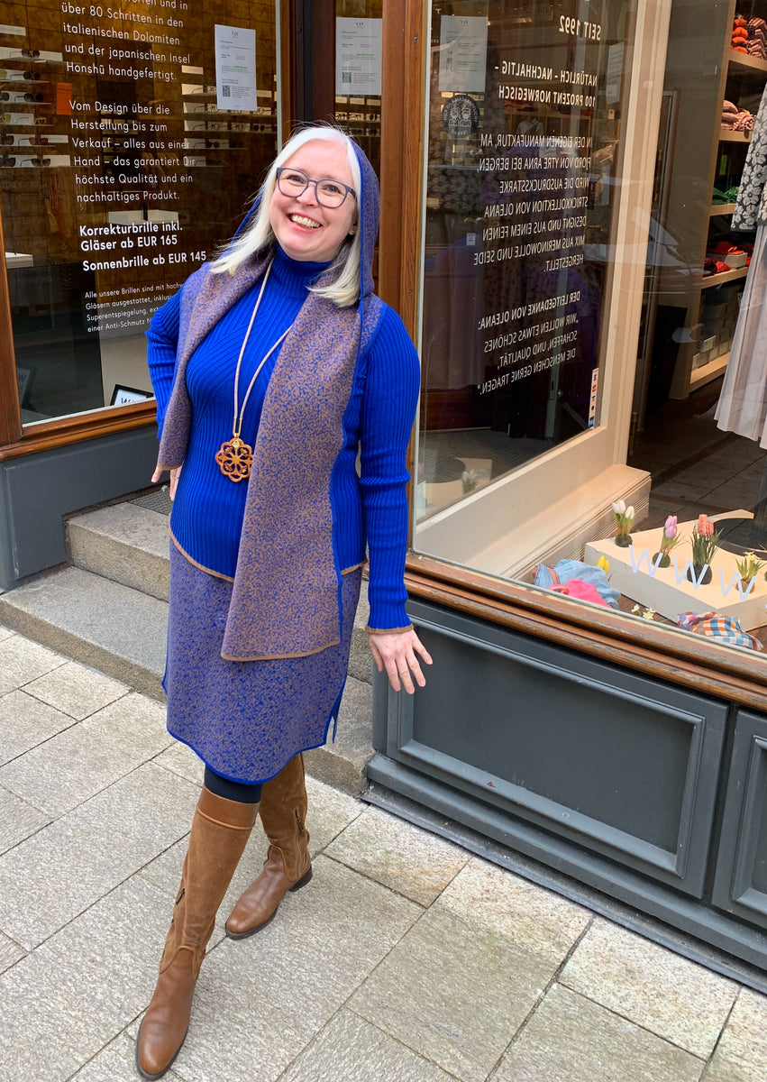 Oleana Primary palette Pullover in Ultramarine OLEANA NORDIC FASHION