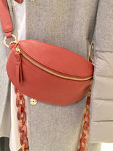 Laden Sie das Bild in den Galerie-Viewer, TIEFENBACHER LEHMANN Acryl Kette Marseille - brunito