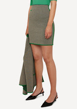 Laden Sie das Bild in den Galerie-Viewer, Highlighter Rock in der Farbe Greenery