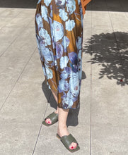 Laden Sie das Bild in den Galerie-Viewer, PAO Sommer Pantolette mit überkreuzten Riemen in der Farbe Khaki