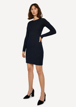 Laden Sie das Bild in den Galerie-Viewer, Oleana Square roses dress - Midnight capers