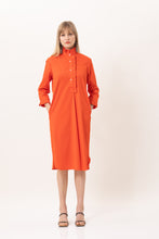 Laden Sie das Bild in den Galerie-Viewer, Neu!  NARCISA Hemdblusenkleid Dana in neue Länge +10cm. Farbe Blau und Orange
