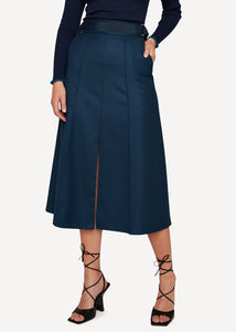 Oleana Monocrhome motif Rock aus reiner Merinowollstoff in der Farbe blau