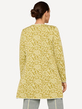 Laden Sie das Bild in den Galerie-Viewer, Oleana Heritage  Longcardigan Signe in Lime
