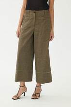 Laden Sie das Bild in den Galerie-Viewer, Culotte aus gewaschenem Leinenmix mit Kontrastdetails
