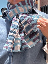 Laden Sie das Bild in den Galerie-Viewer, Épice Tuch Style 2453 in der Farbe Aqua
