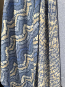 Neu! Cape mit Weave print von HEMISPHERE Cashmere