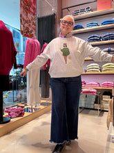 Laden Sie das Bild in den Galerie-Viewer, SuStyle Sweatshirt Motiv Furjacket Green
