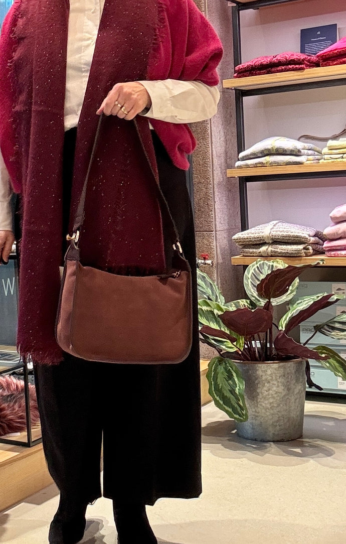 Tiefenbacher Lehmann Tasche midi Brioche in der Farbe Burgundy