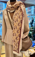 Laden Sie das Bild in den Galerie-Viewer, Hemisphere Schal NIB-CWF
