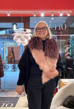 Laden Sie das Bild in den Galerie-Viewer, Fakefur Schal Groß in Rosé und Burgunder
