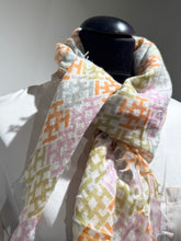 Laden Sie das Bild in den Galerie-Viewer, Neu! Hemisphere Schal ALIKINICKI mehrfarbig
