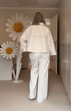 Laden Sie das Bild in den Galerie-Viewer, Jeans von Hemisphere
